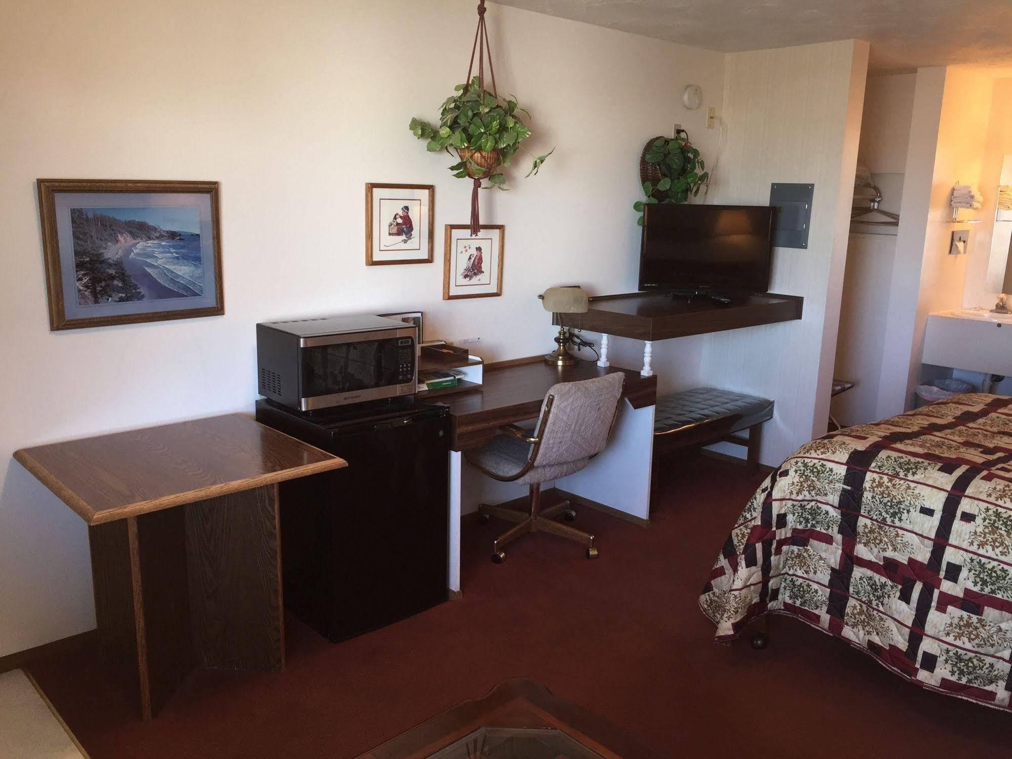 The Davenport Motel Экстерьер фото