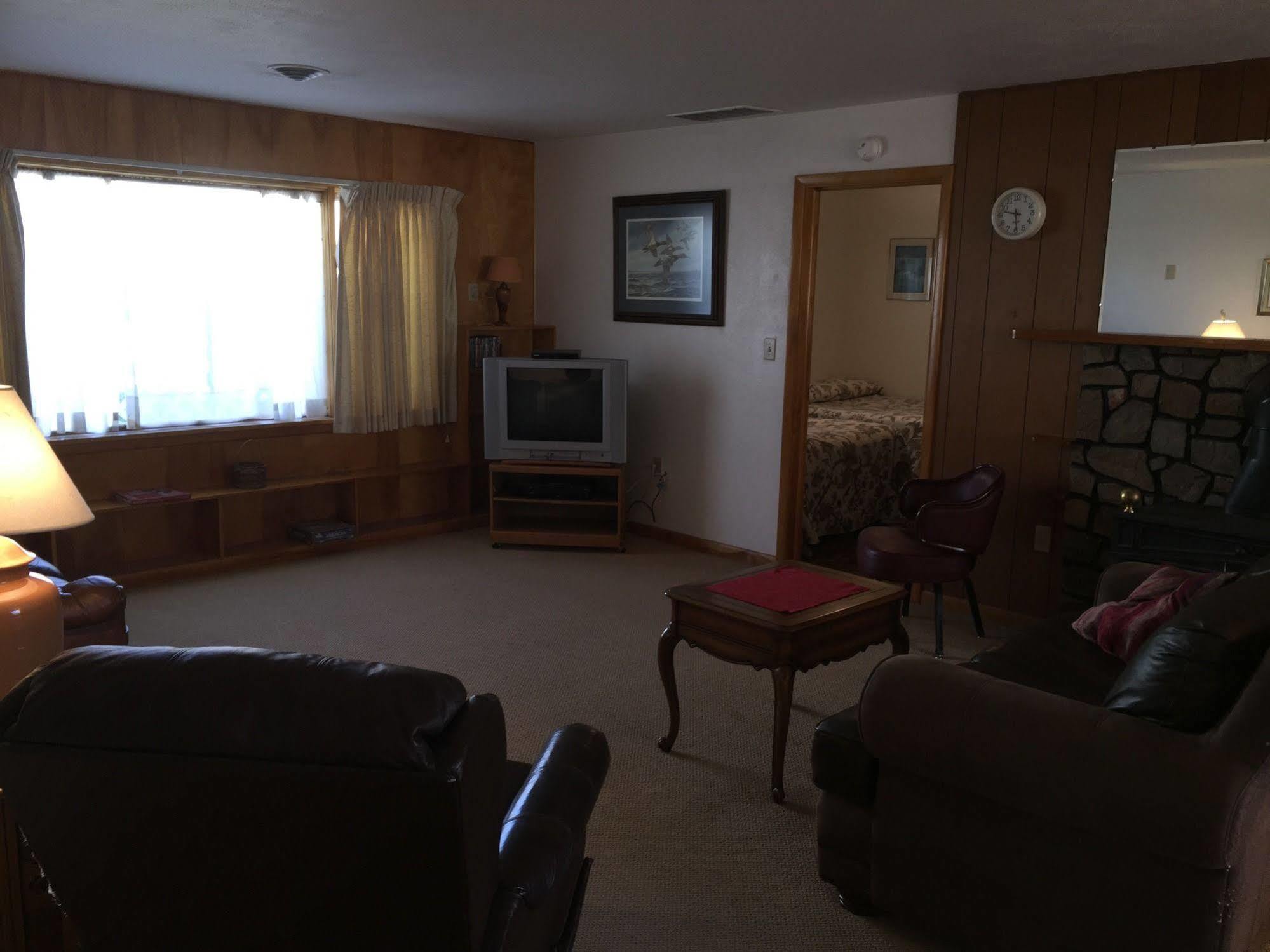 The Davenport Motel Экстерьер фото