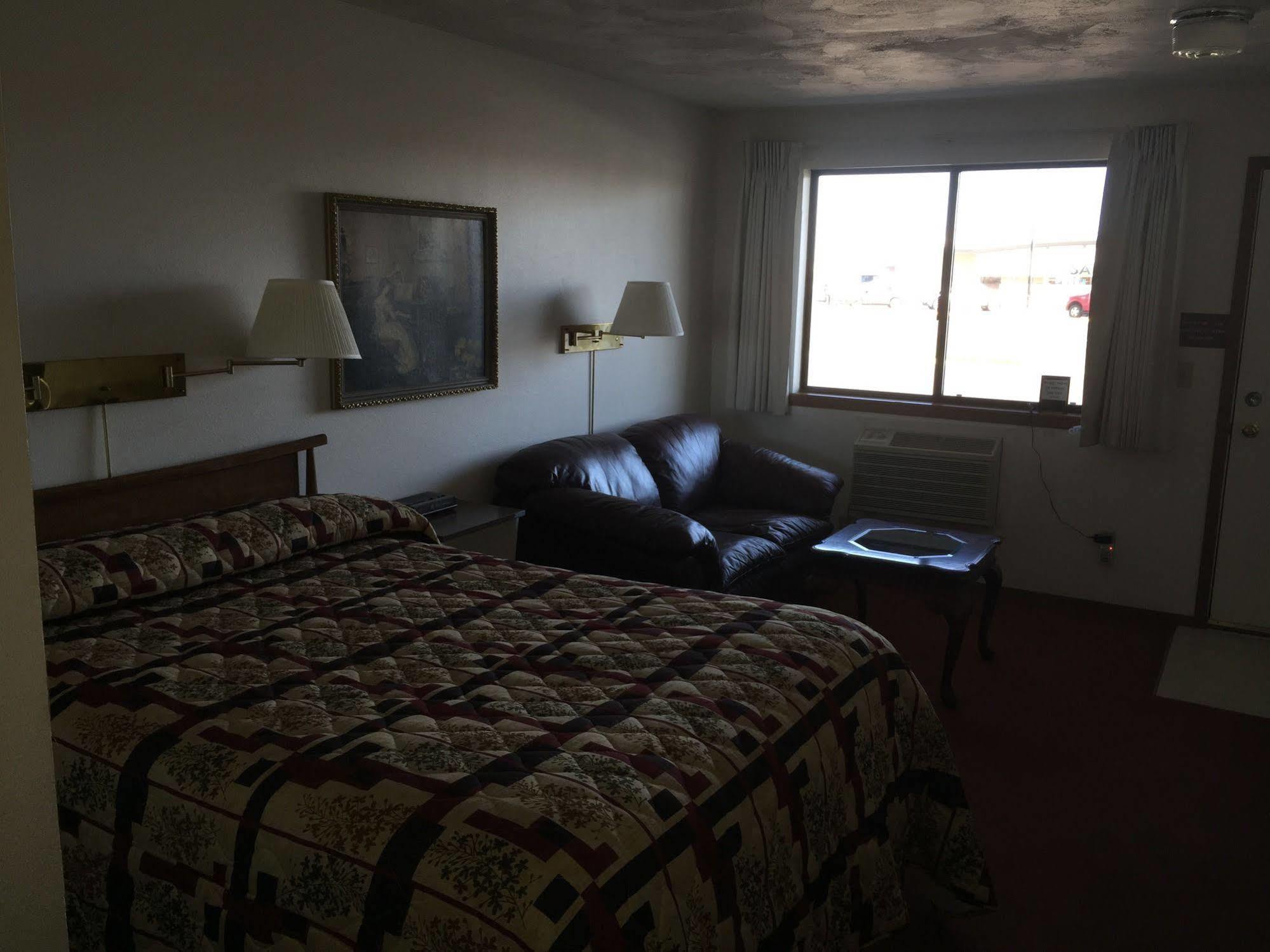 The Davenport Motel Экстерьер фото